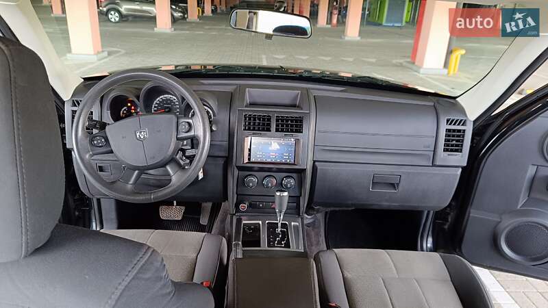 Позашляховик / Кросовер Dodge Nitro 2008 в Києві фото 7 Позашляховик / Кросовер Dodge Nitro 2008 в Києві