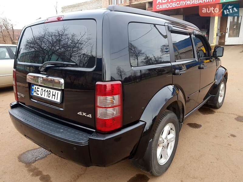 Внедорожник / Кроссовер Dodge Nitro 2007 в Батурине