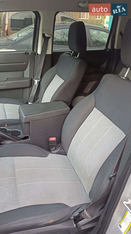 Внедорожник / Кроссовер Dodge Nitro 2007 в Звягеле фото 12 Внедорожник / Кроссовер Dodge Nitro 2007 в Звягеле