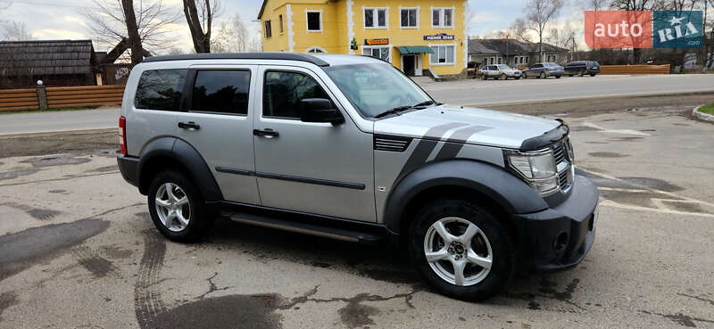 Внедорожник / Кроссовер Dodge Nitro 2007 в Берегомете