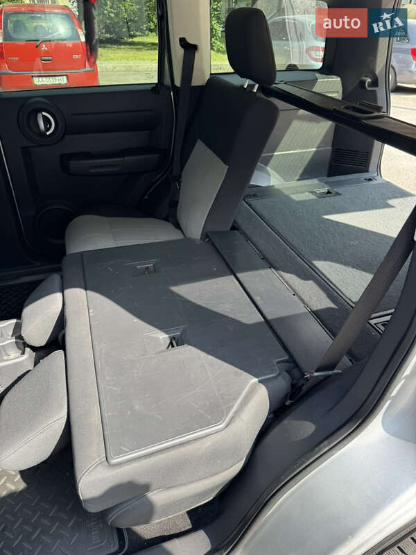 Внедорожник / Кроссовер Dodge Nitro 2007 в Киеве