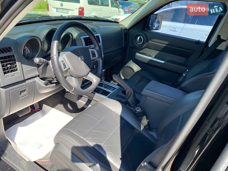 Позашляховик / Кросовер Dodge Nitro 2008 в Житомирі