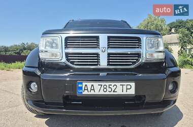 Внедорожник / Кроссовер Dodge Nitro 2007 в 