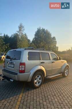 Внедорожник / Кроссовер Dodge Nitro 2008 в 
