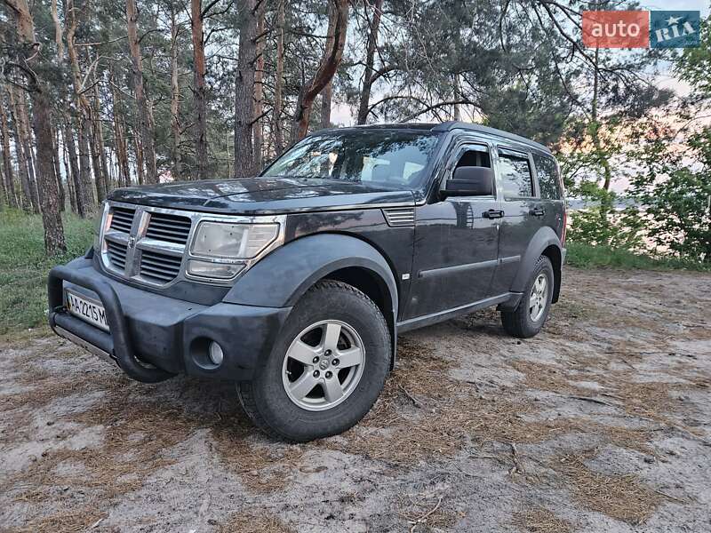 Внедорожник / Кроссовер Dodge Nitro 2007 в Киеве