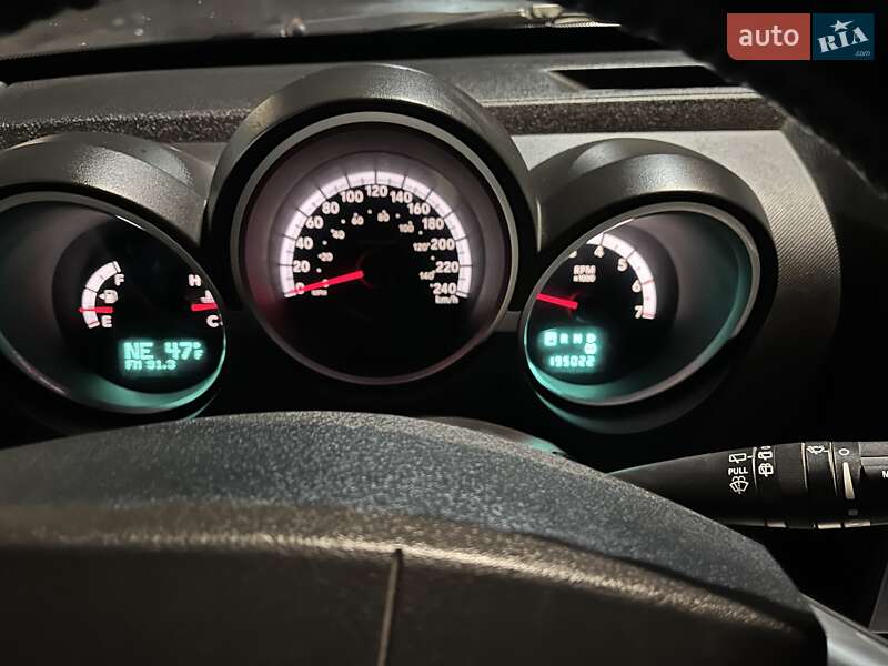 Внедорожник / Кроссовер Dodge Nitro 2008 в Черновцах