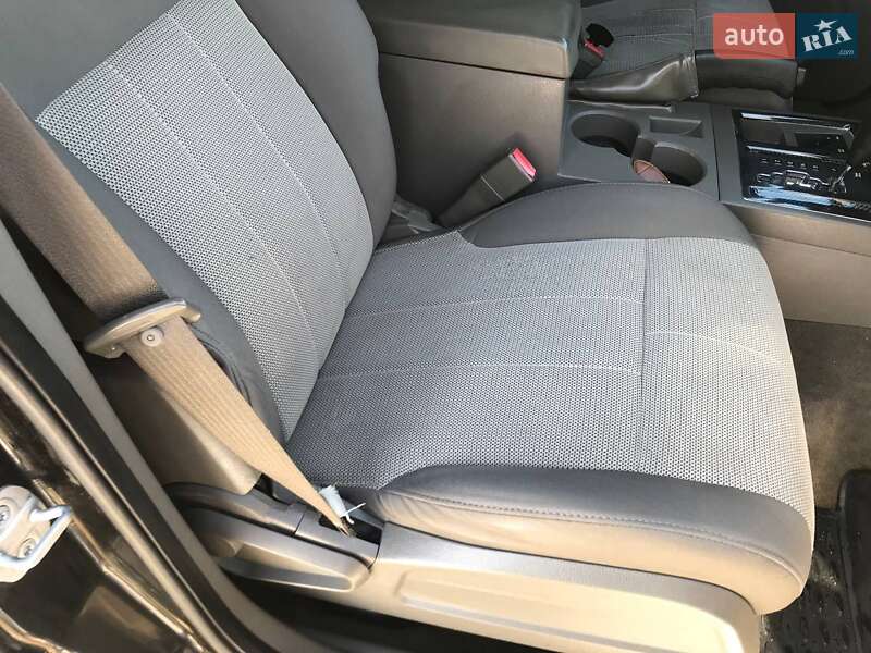 Внедорожник / Кроссовер Dodge Nitro 2007 в Киеве