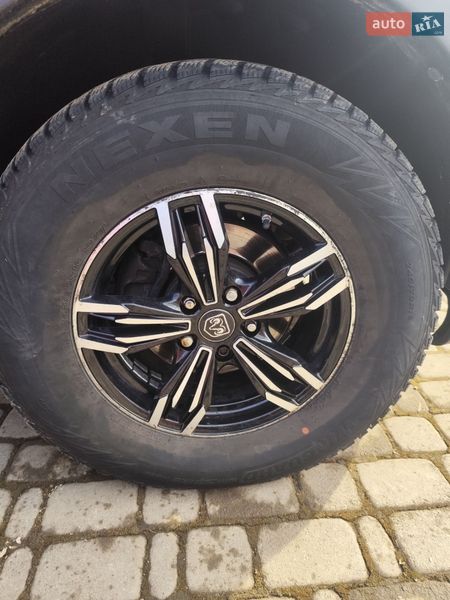 Внедорожник / Кроссовер Dodge Nitro 2007 в Косове