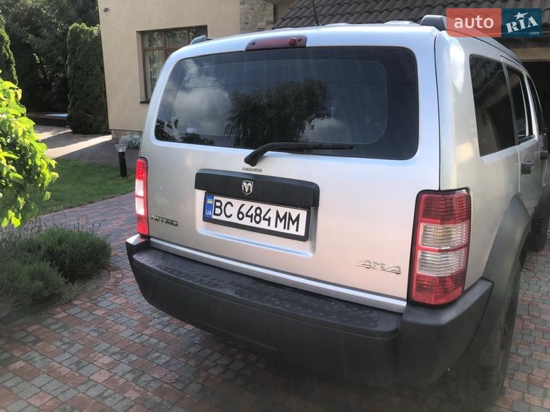 Внедорожник / Кроссовер Dodge Nitro 2007 в Львове