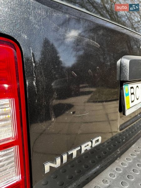 Внедорожник / Кроссовер Dodge Nitro 2008 в Львове