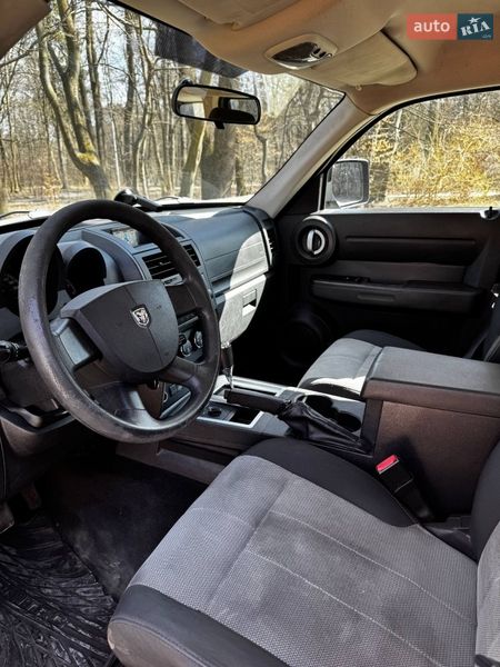 Внедорожник / Кроссовер Dodge Nitro 2008 в Львове