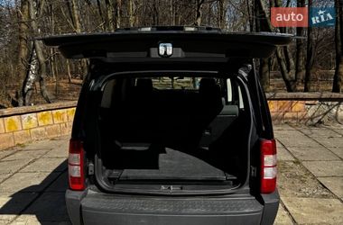 Внедорожник / Кроссовер Dodge Nitro 2008 в Львове