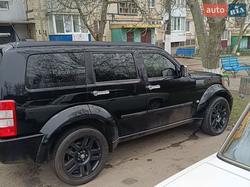 Внедорожник / Кроссовер Dodge Nitro 2007 в Кривом Роге