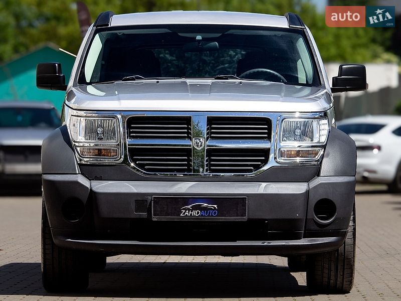 Внедорожник / Кроссовер Dodge Nitro 2007 в Львове
