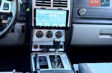 Внедорожник / Кроссовер Dodge Nitro 2008 в Киеве