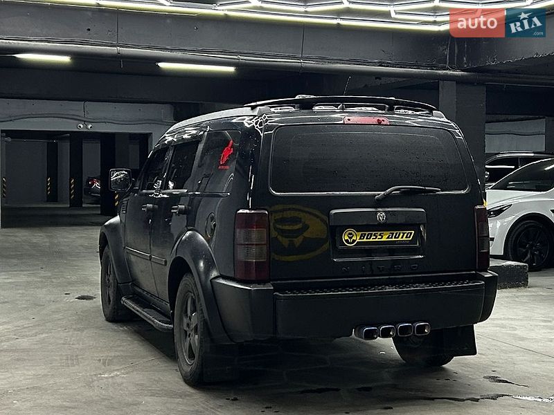 Позашляховик / Кросовер Dodge Nitro 2007 в Чернівцях фото 7 Позашляховик / Кросовер Dodge Nitro 2007 в Чернівцях