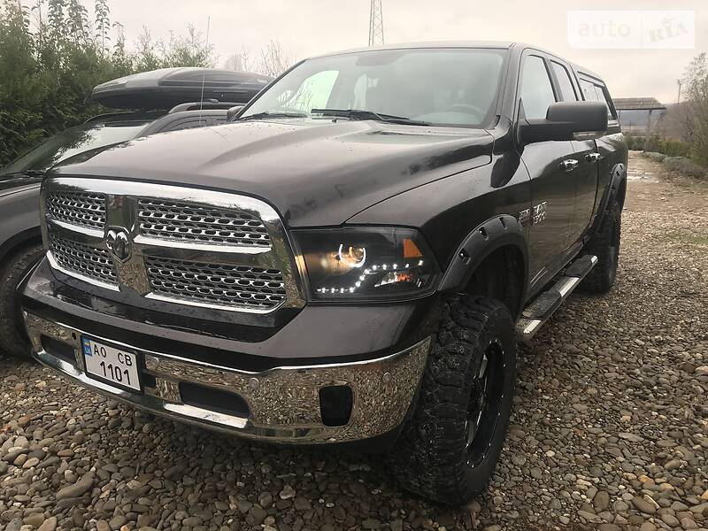 Пікап Dodge RAM 1500 2016 в Ужгороді