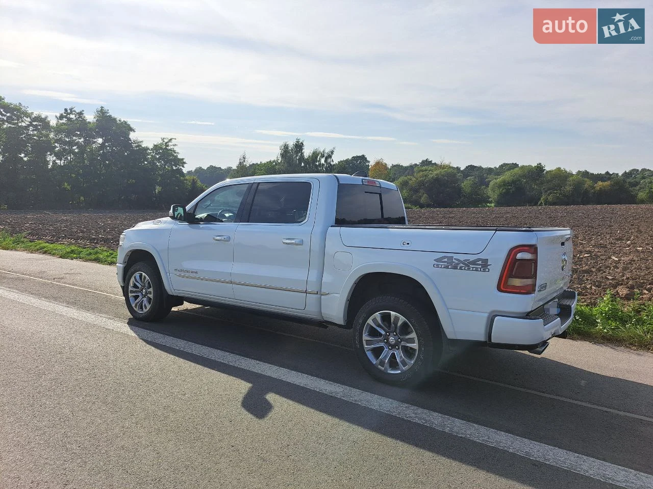 2020 Dodge RAM - мініатюра 40
