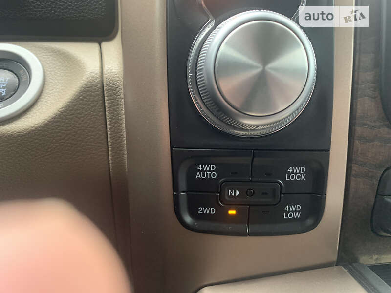 Пікап Dodge RAM 1500 2016 в Кам'янець-Подільському