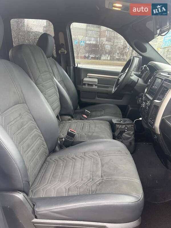 Пикап Dodge RAM 1500 2020 в Сумах