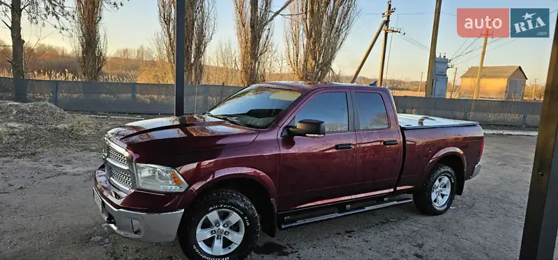 Dodge RAM 1500 2016
