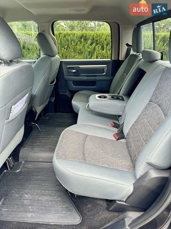 Пикап Dodge RAM 1500 2016 в Днепре