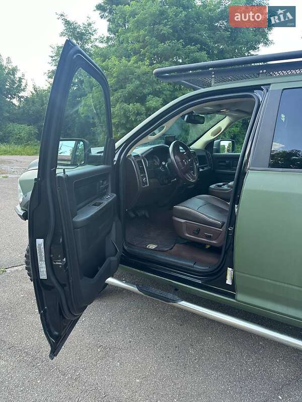 Пікап Dodge RAM 1500 2015 в Золотоноші