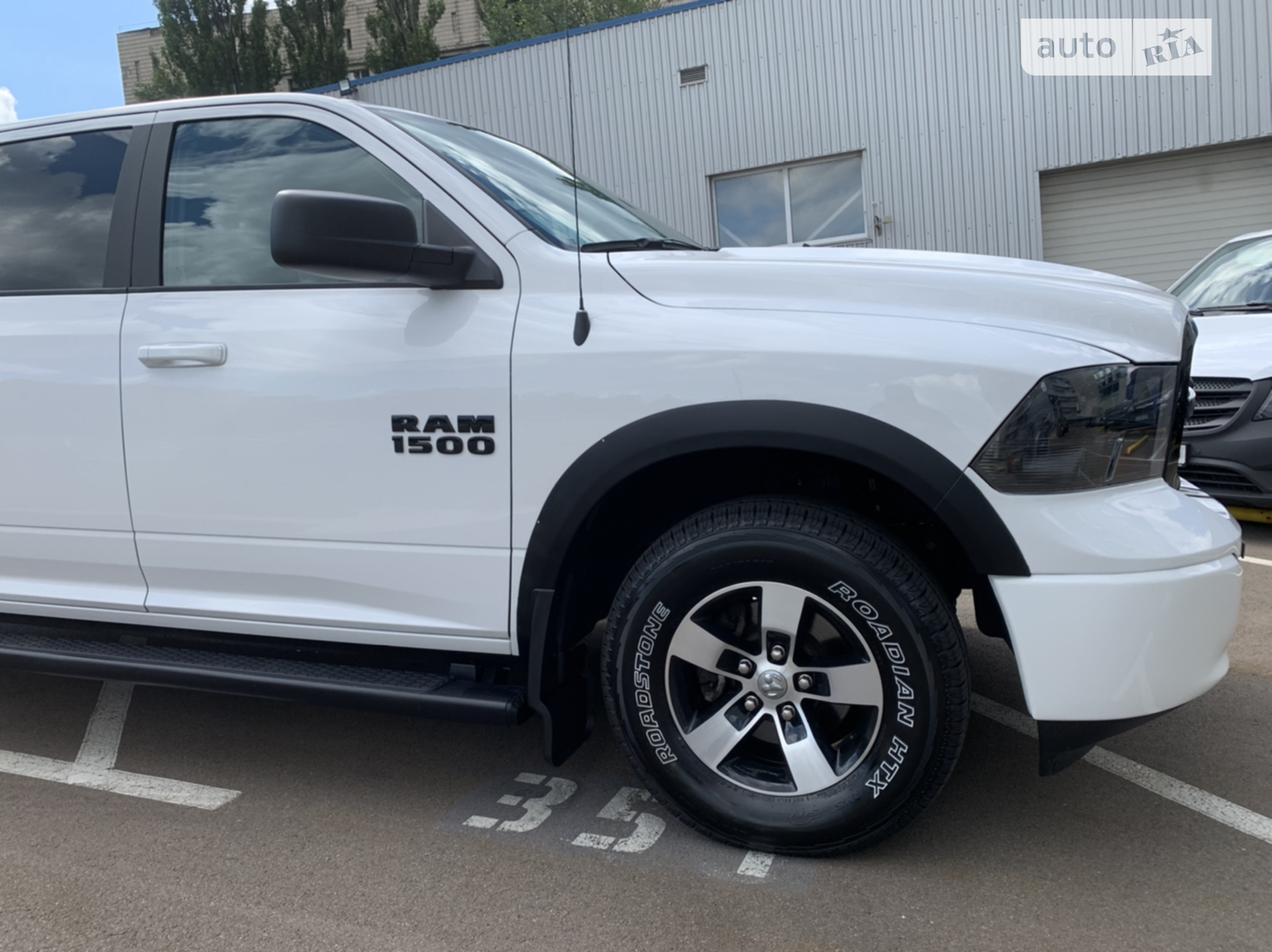 2021 Dodge RAM - мініатюра 15