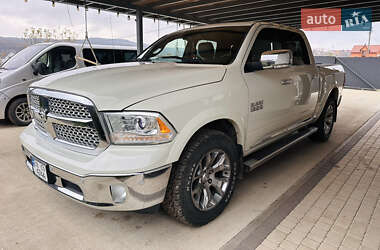 Пікап Dodge RAM 1500 2015 в Чернівцях