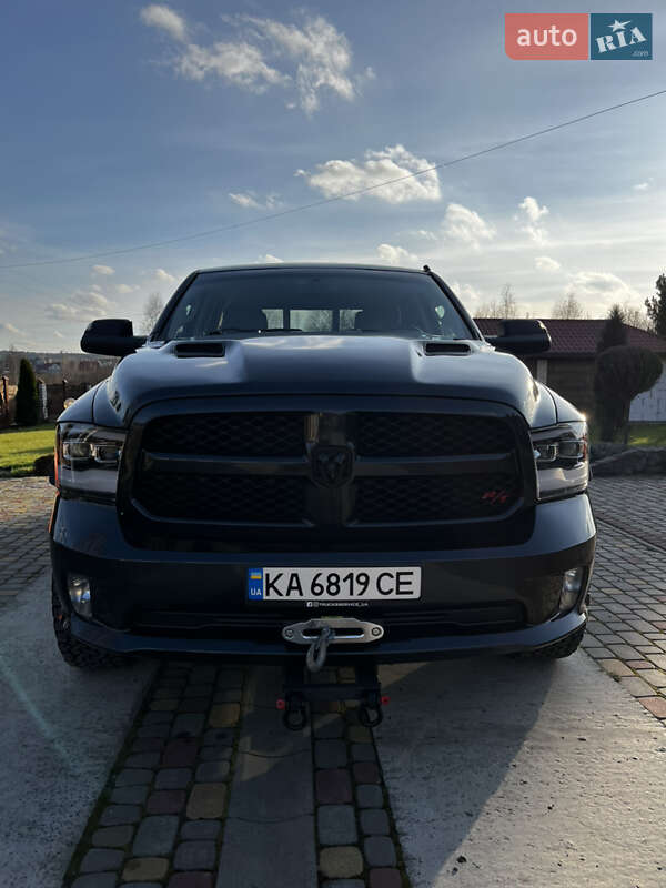 Dodge RAM 1500 2013