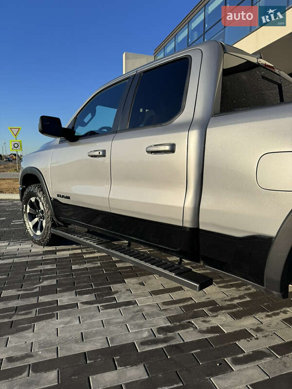 Пікап Dodge RAM 1500 2019 в Ужгороді