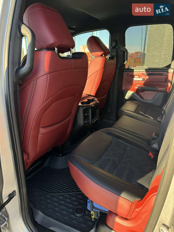 Пікап Dodge RAM 1500 2019 в Ужгороді