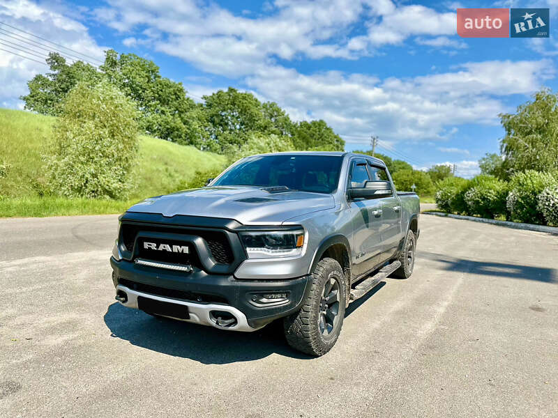 Пикап Dodge RAM 1500 2019 в 