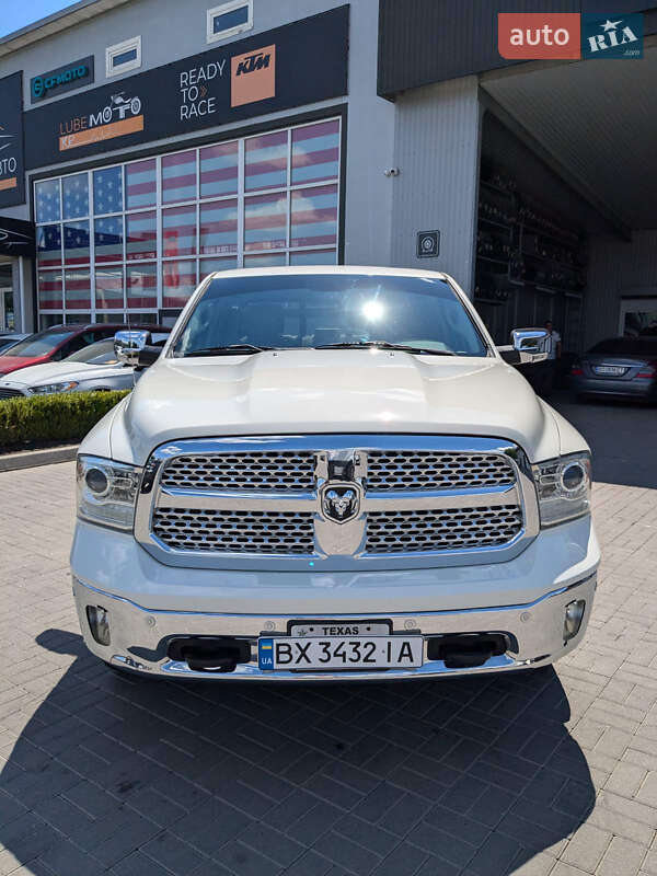 Пикап Dodge RAM 1500 2016 в Каменец-Подольском