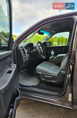 Пикап Dodge RAM 1500 2015 в 