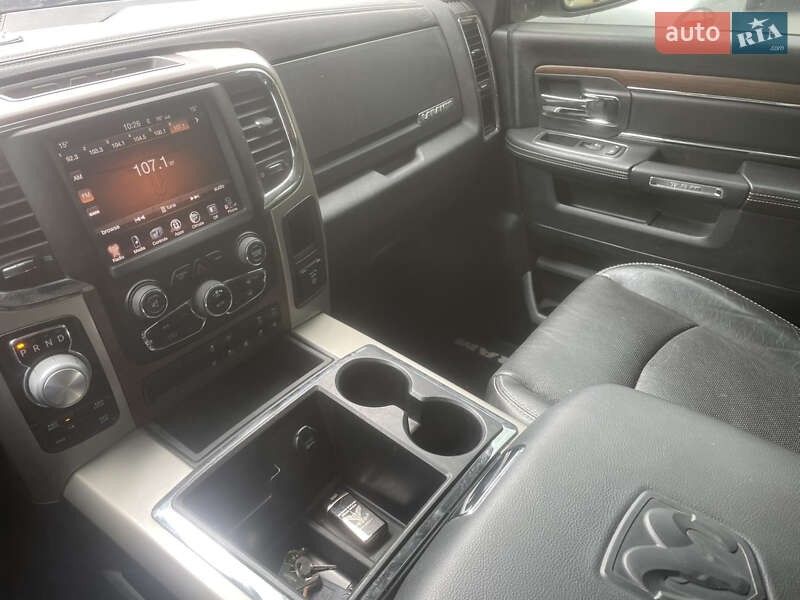 Пикап Dodge RAM 1500 2015 в Черкассах