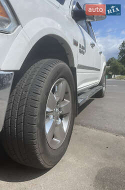 Пикап Dodge RAM 1500 2015 в 