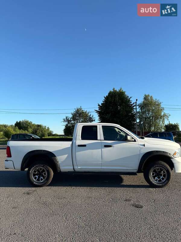 Пикап Dodge RAM 1500 2015 в Львове