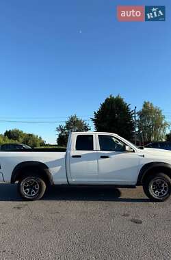 Пикап Dodge RAM 1500 2015 в 