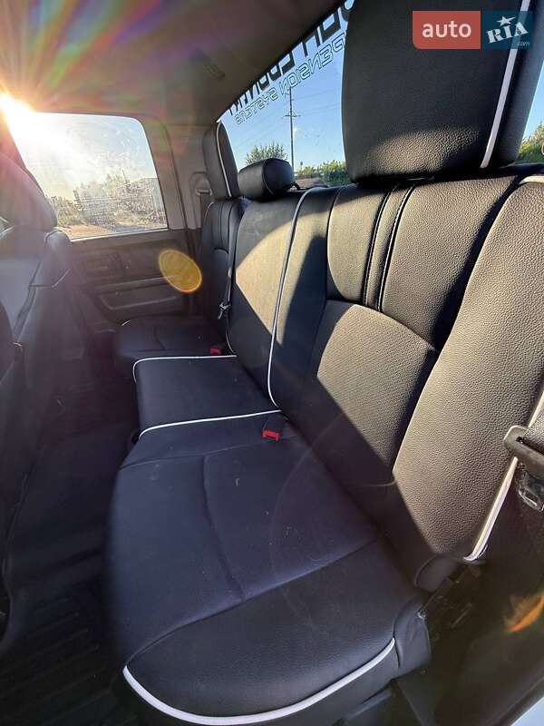 Пикап Dodge RAM 1500 2015 в Львове