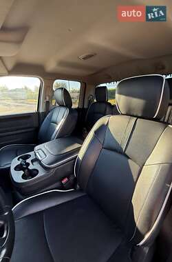 Пикап Dodge RAM 1500 2015 в 