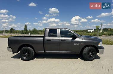 Пикап Dodge RAM 1500 2015 в 
