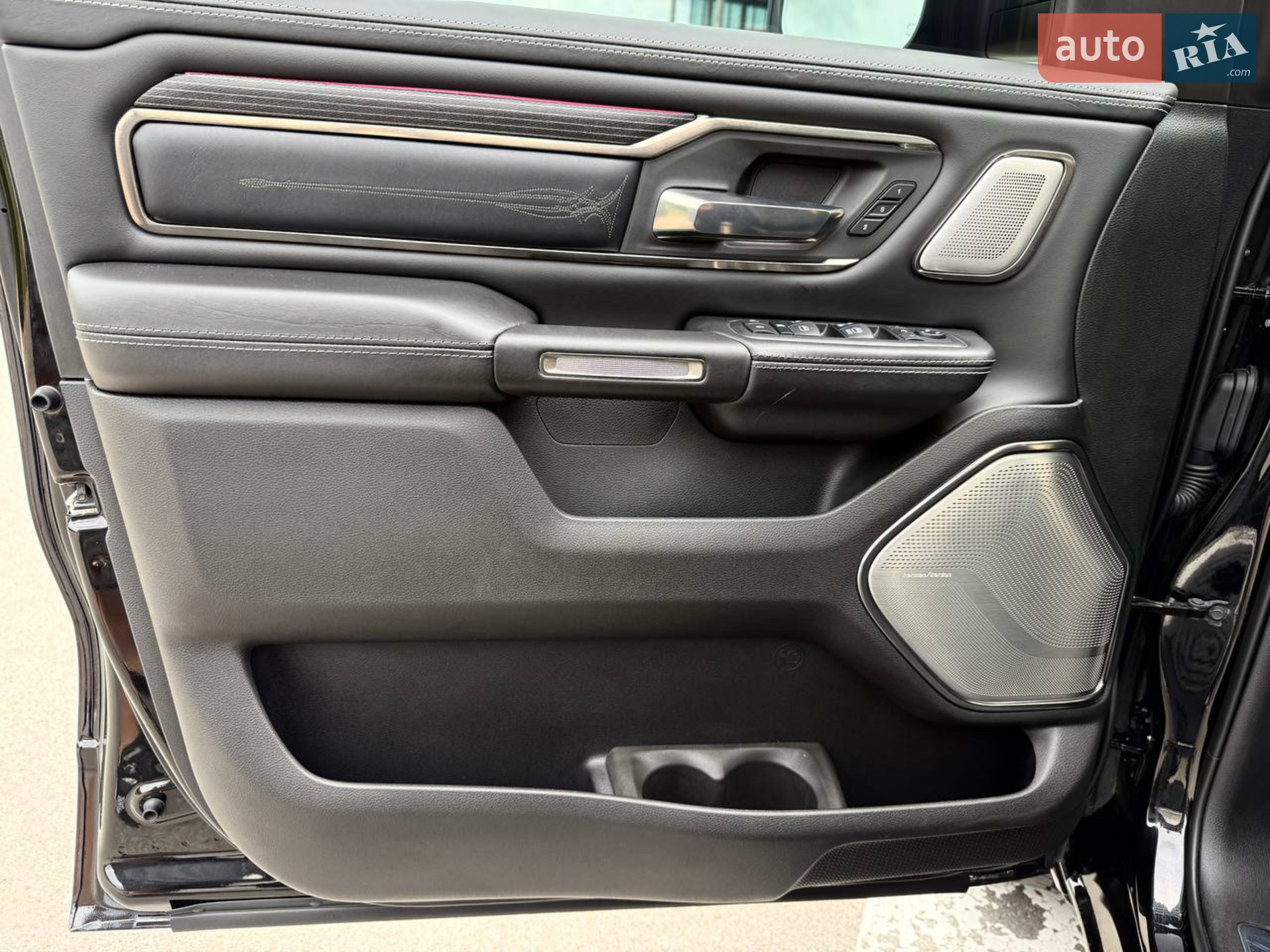 2019 Dodge RAM - мініатюра 5