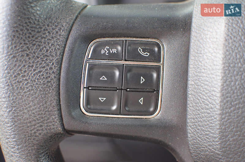 Пікап Dodge RAM 1500 2016 в Львові