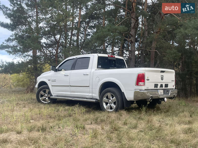 Пикап Dodge RAM 1500 2015 в Черкассах