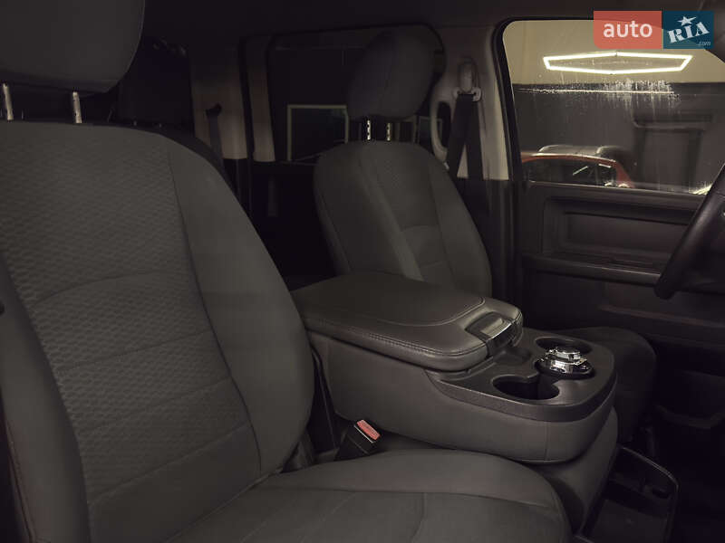 Пикап Dodge RAM 1500 2014 в Николаеве