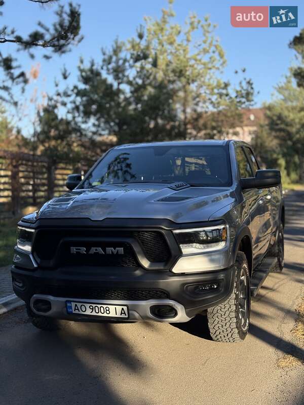 Пикап Dodge RAM 1500 2019 в Ужгороде фото 2 Пикап Dodge RAM 1500 2019 в Ужгороде