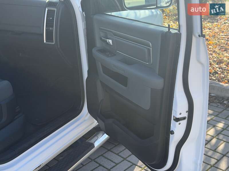Пикап Dodge RAM 1500 2015 в Запорожье фото 15 Пикап Dodge RAM 1500 2015 в Запорожье