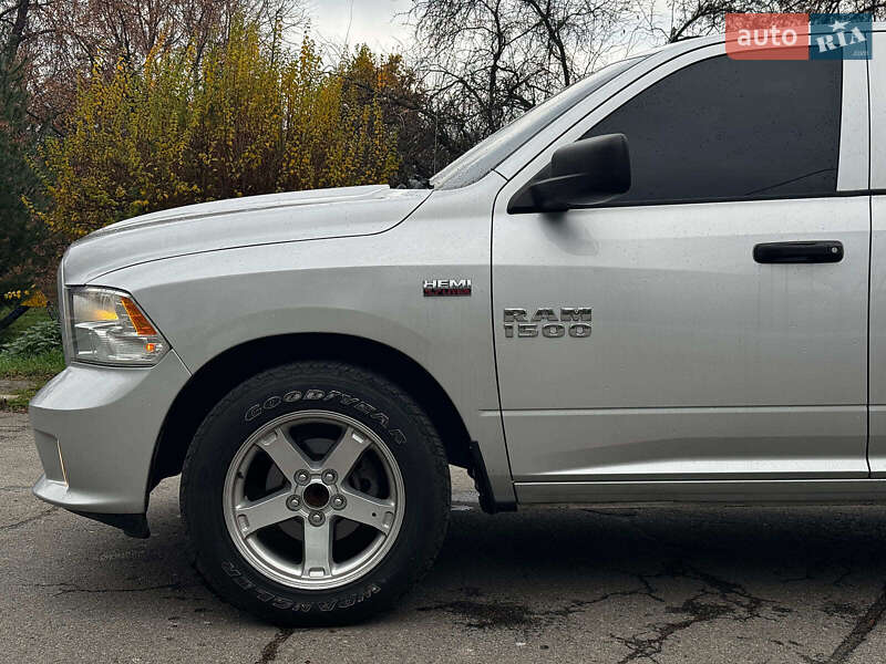 Пикап Dodge RAM 1500 2016 в Киеве фото 22 Пикап Dodge RAM 1500 2016 в Киеве