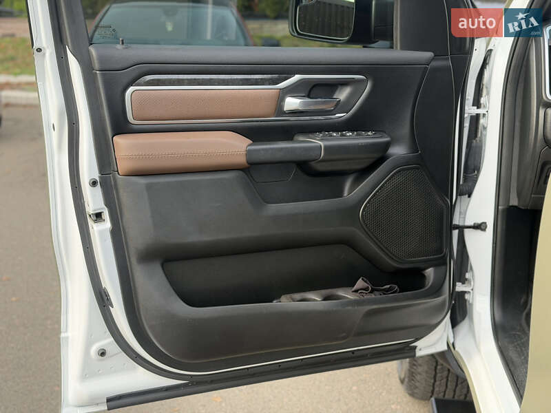 Пикап Dodge RAM 1500 2018 в Киеве фото 8 Пикап Dodge RAM 1500 2018 в Киеве
